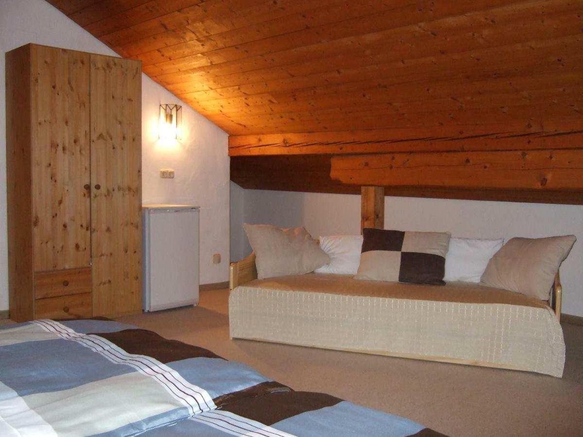 Gaestehaus Banik Seeon-Seebruck Exteriör bild